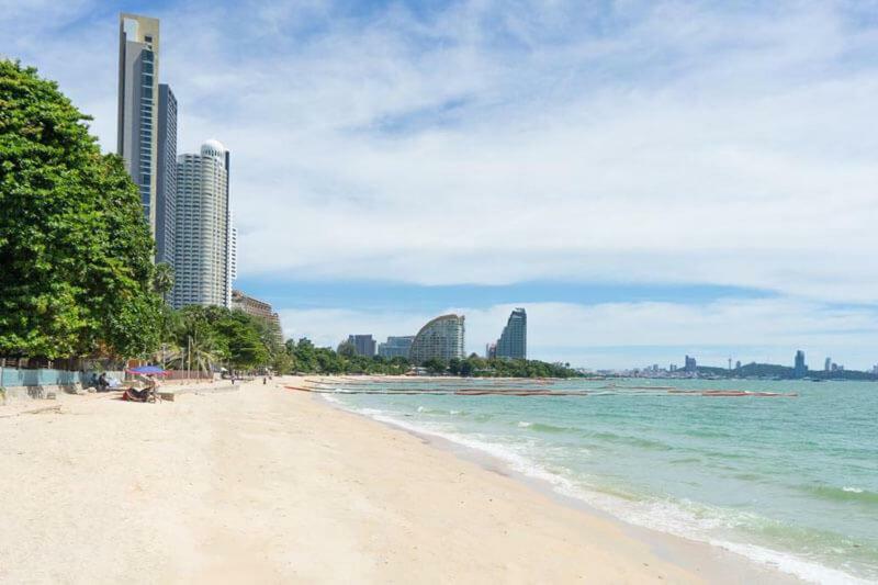 Ar Aeras Pattaya Apartment Luaran gambar